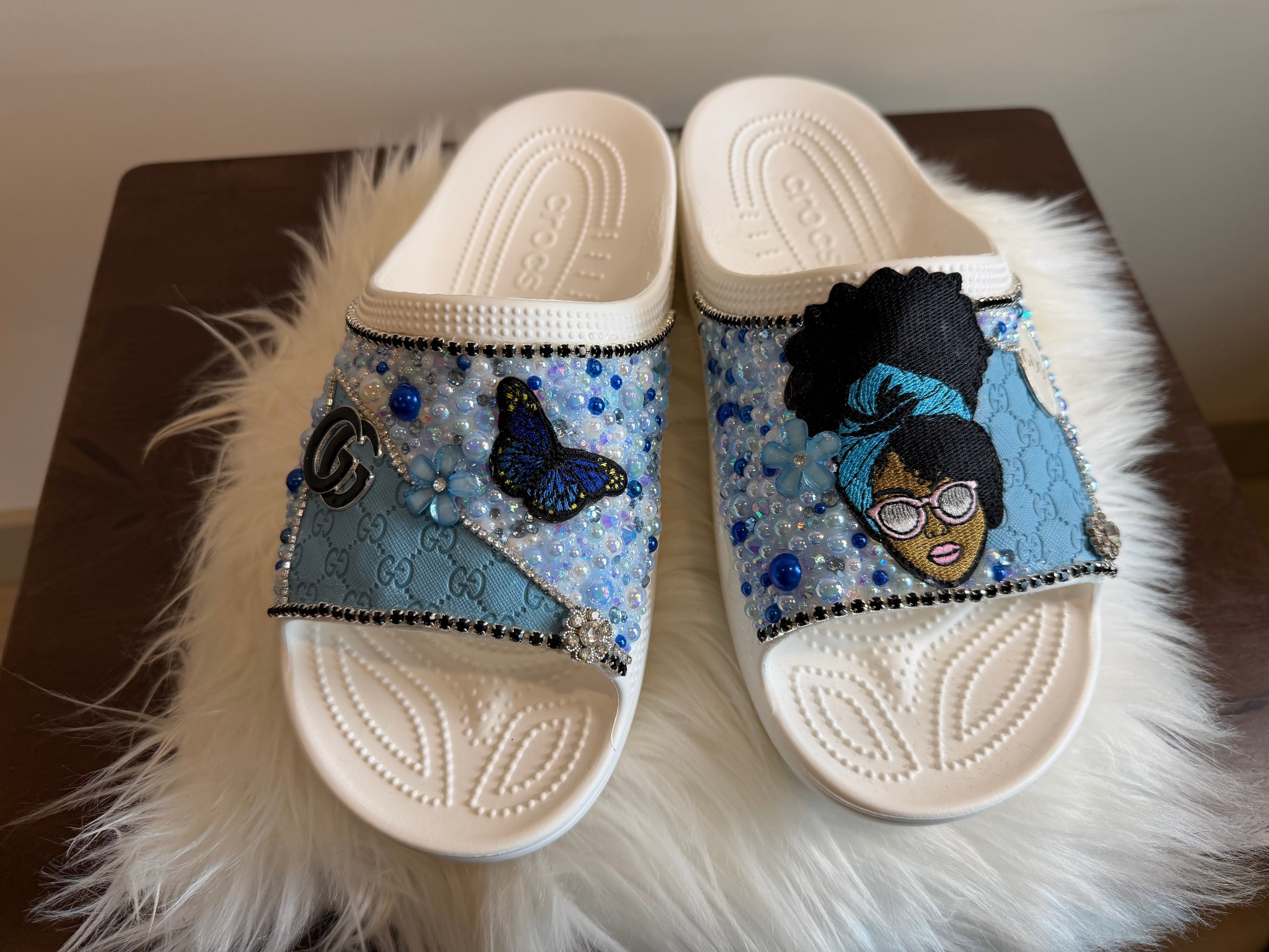 CUSTOM DESIGNER INSPIRED CROCS “TRUE BLUE BESTIE” w9