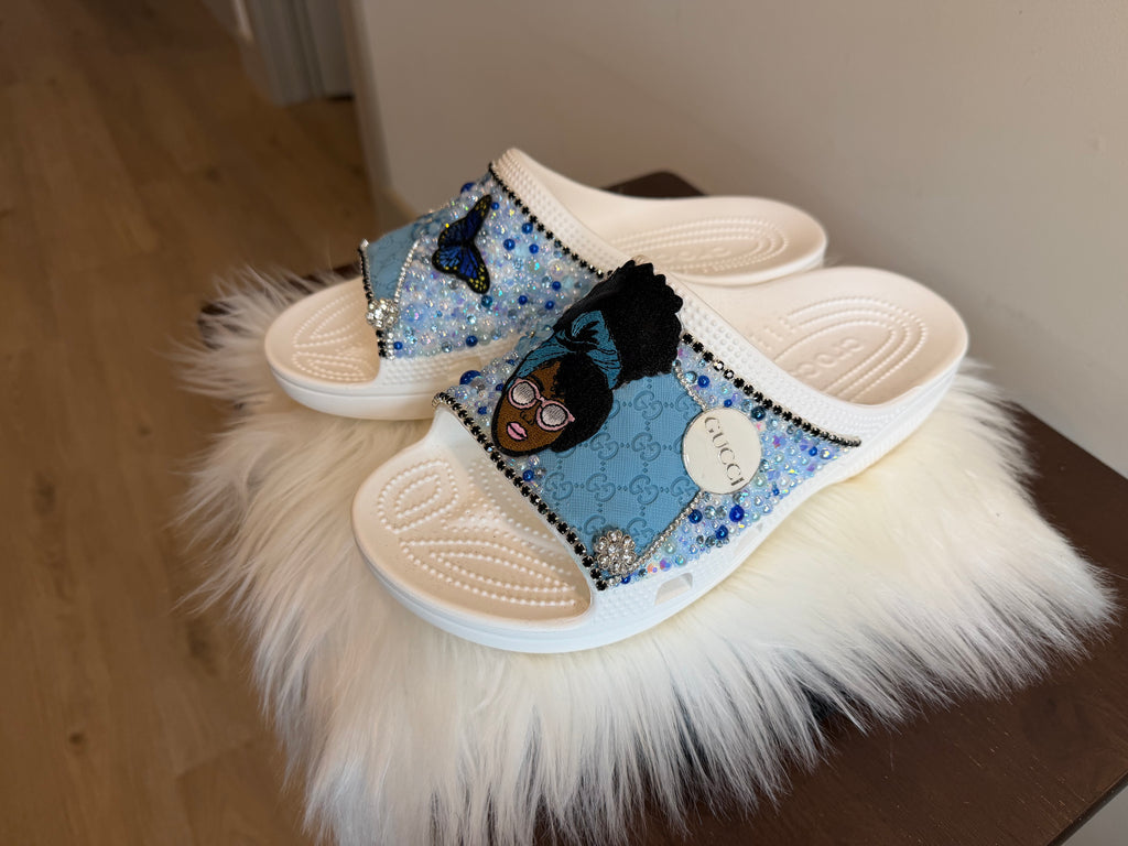CUSTOM DESIGNER INSPIRED CROCS “TRUE BLUE BESTIE” w9