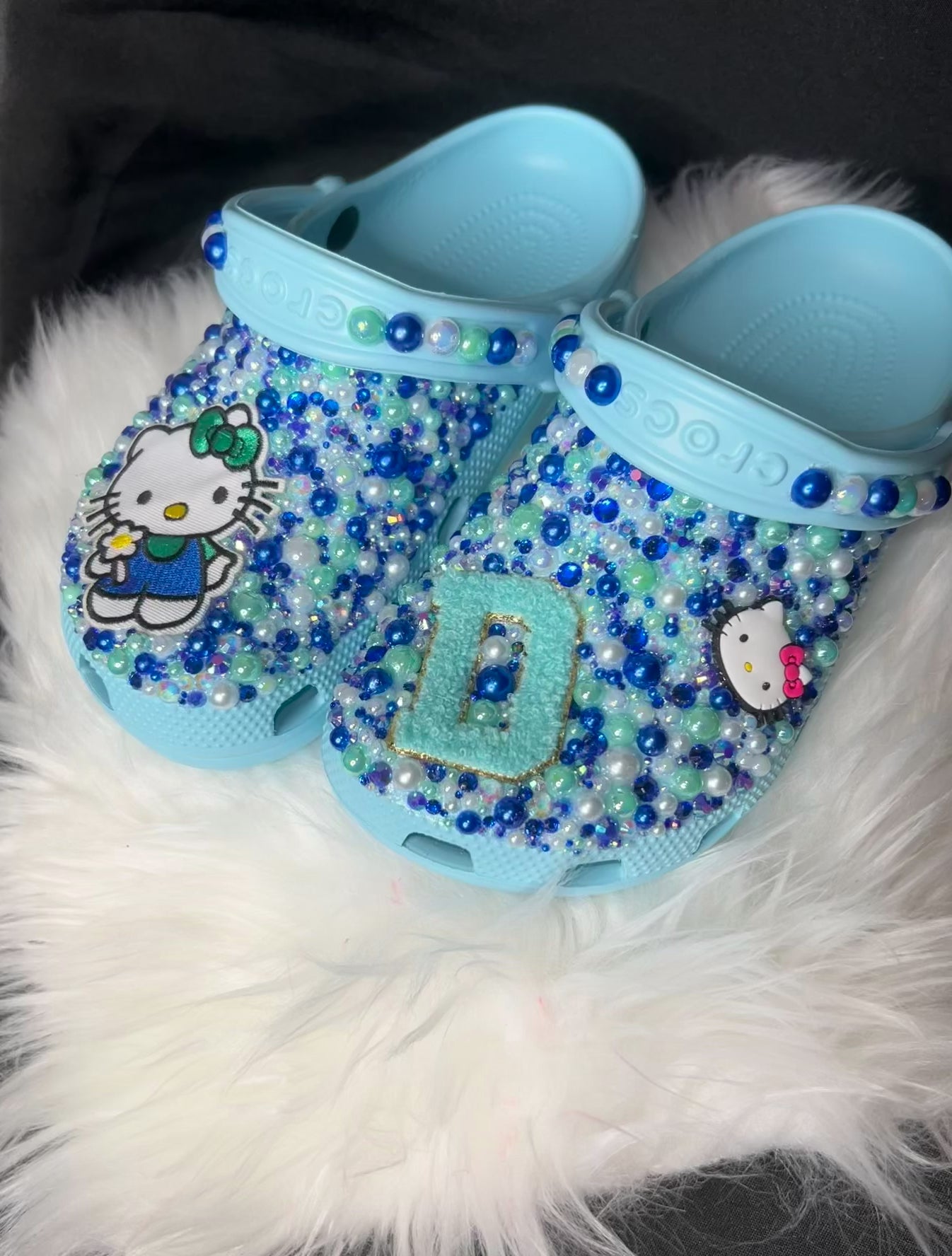 CUSTOM THEME CROCS